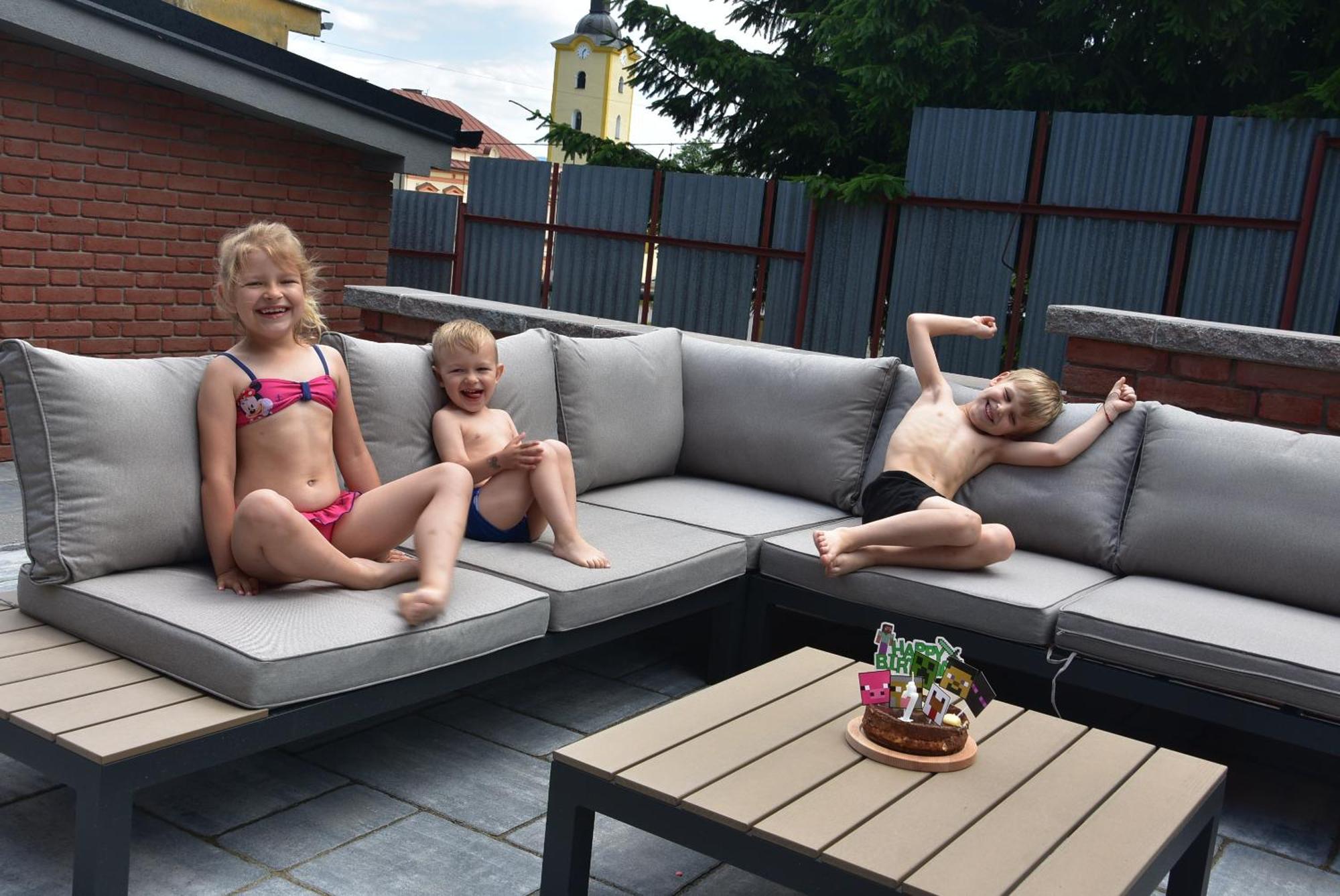 Apartmany Zakovce & Spa Vel'ka Lomnica Buitenkant foto