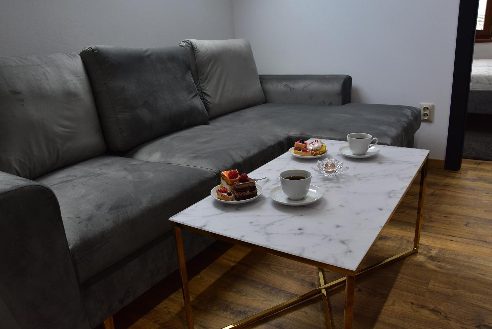 Apartmany Zakovce & Spa Vel'ka Lomnica Buitenkant foto